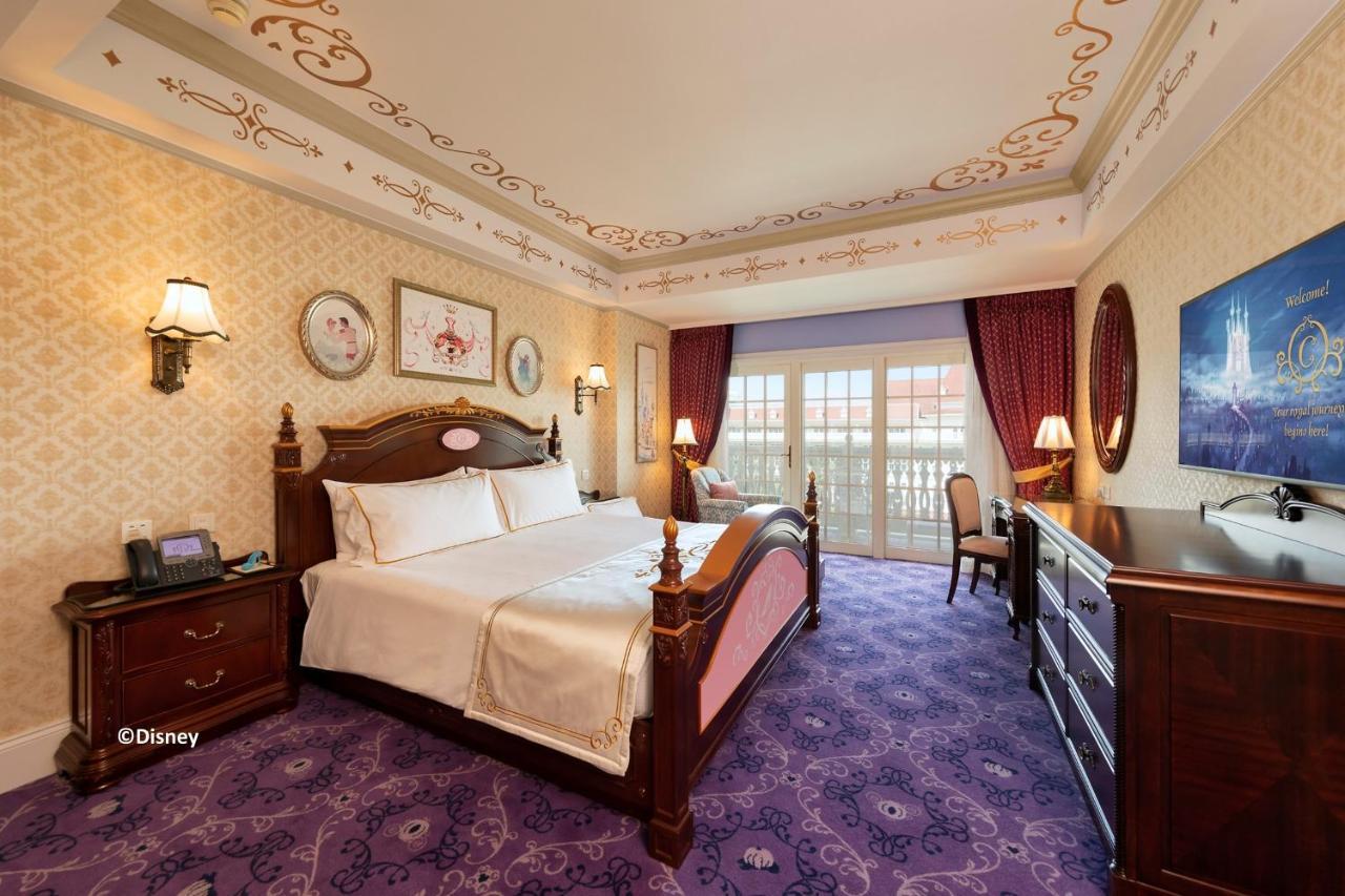 Hong Kong Disneyland Hotel Tsuen Wan  Exterior photo