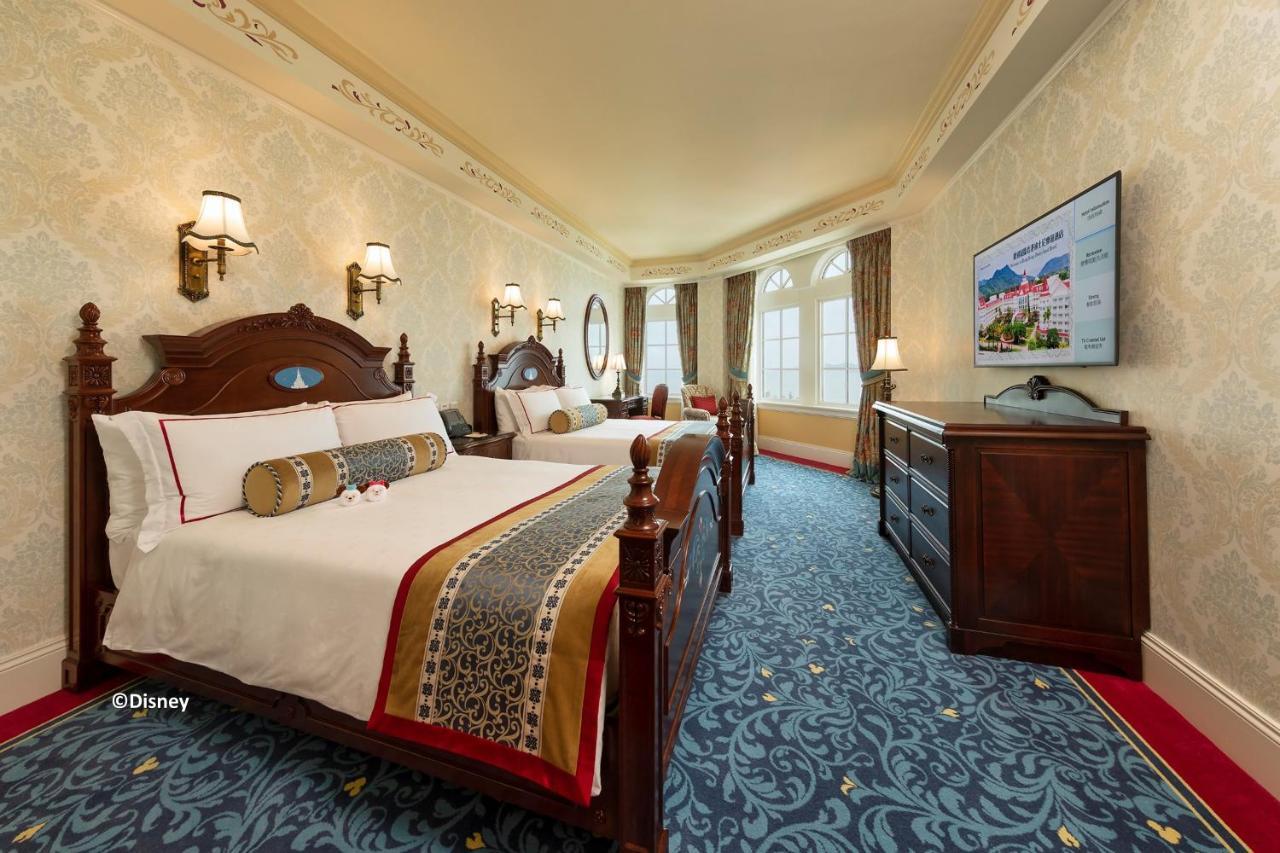 Hong Kong Disneyland Hotel Tsuen Wan  Exterior photo
