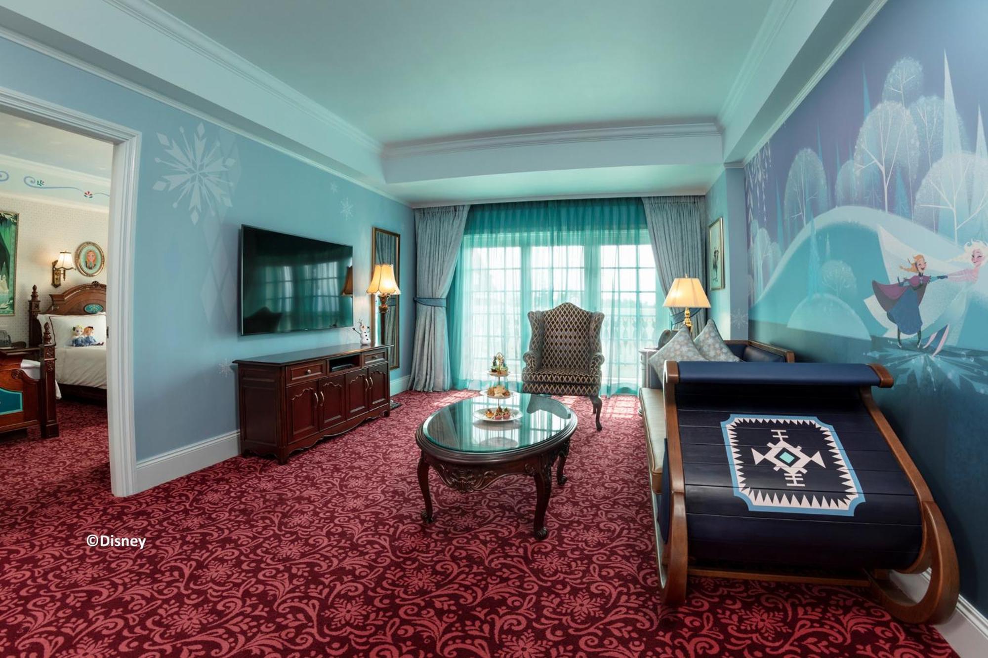 Hong Kong Disneyland Hotel Tsuen Wan  Room photo Living room of a two-bedroom villa