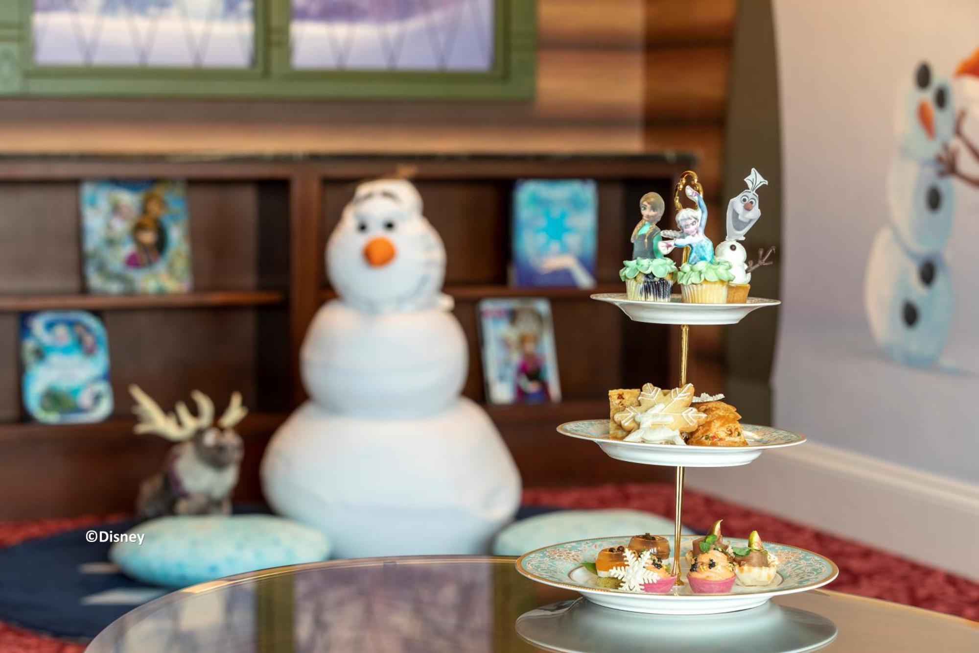 Hong Kong Disneyland Hotel Tsuen Wan  Room photo Olaf's Frozen Adventure