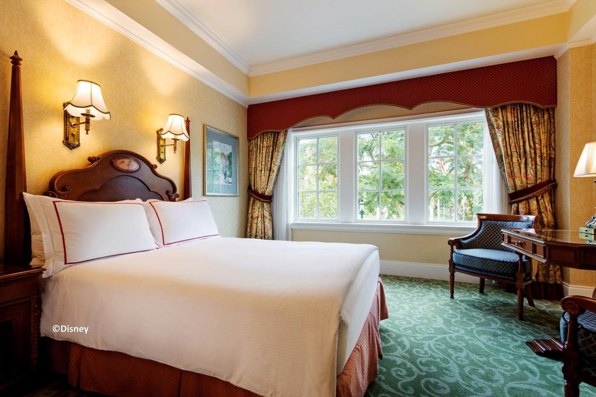 Hong Kong Disneyland Hotel Tsuen Wan  Room photo A guest room at the hotel